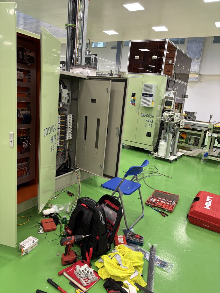 Aisin Písek komplet elektroinštalácia a montáž nových výrobných automatizovaných liniek (5)